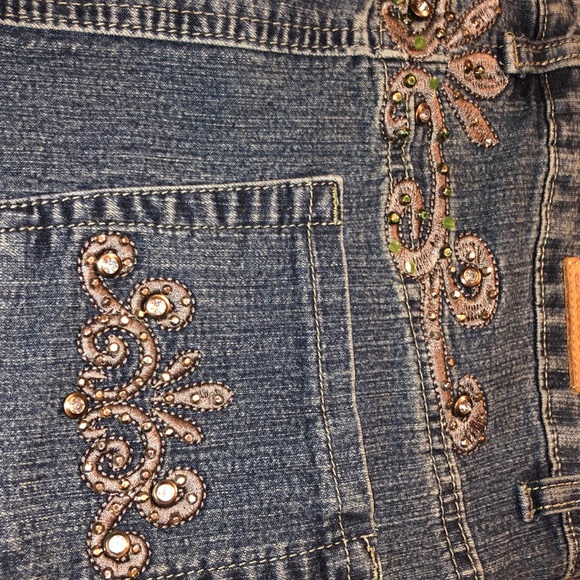 Ladies Denim Maxi Skirt - Picture 4 of 8